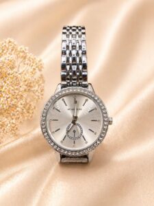 Montre Femme Élégance — Dorée