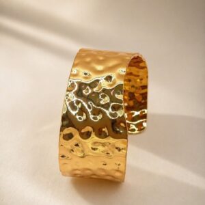 Bracelet Manchette Doré — Martelé