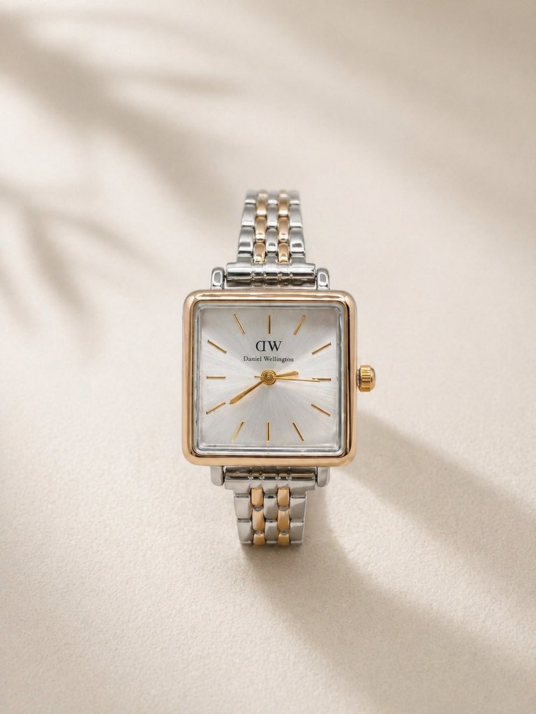 Montre Femme Bicolore — Carrée - الصورة 2